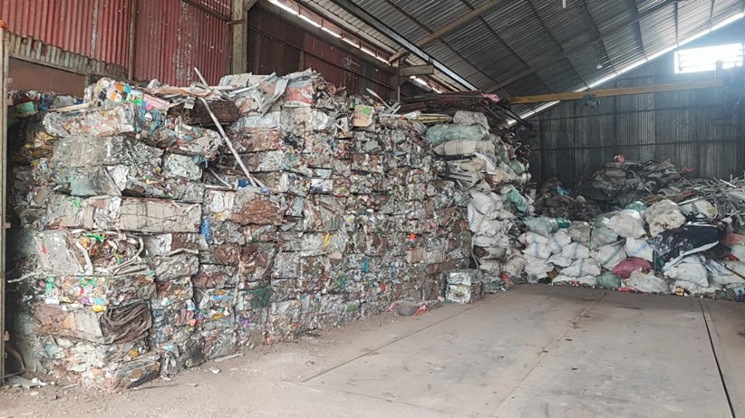 Galeri Jual Beli Besi Tua